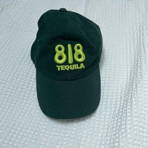 818 HAT